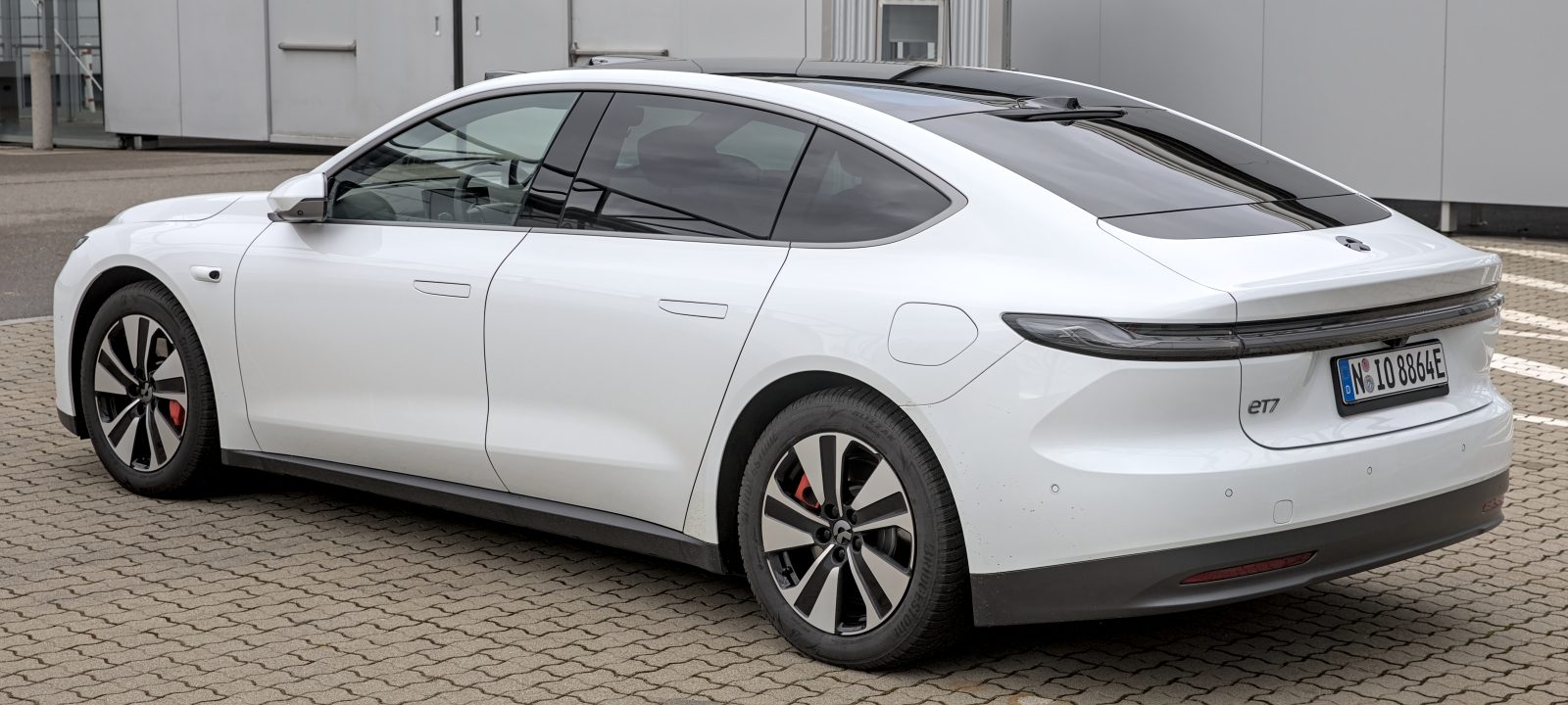 NIO ET9