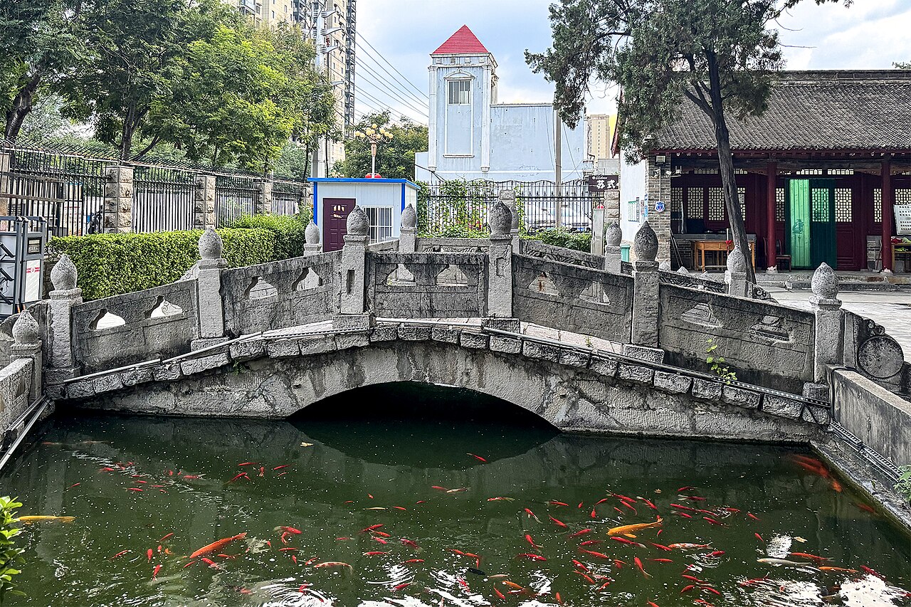Huixian