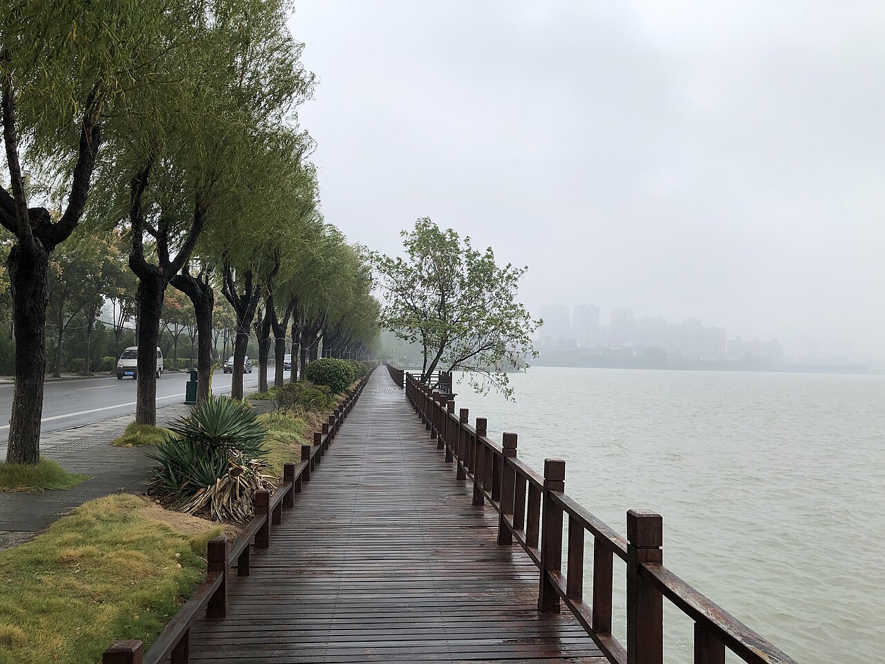 Zhongxiang