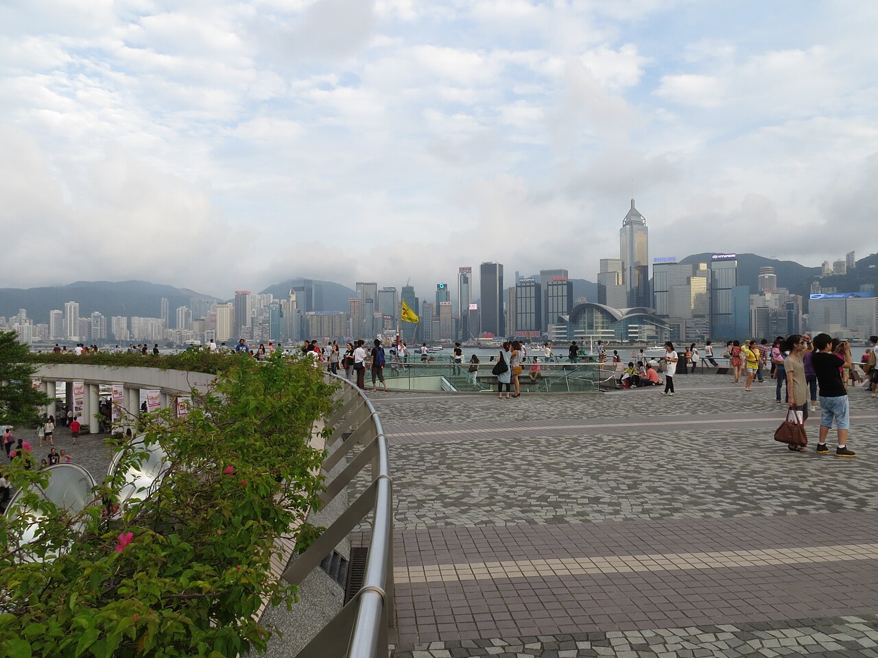 香港