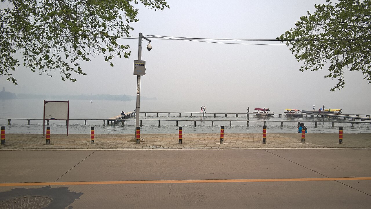 贵港