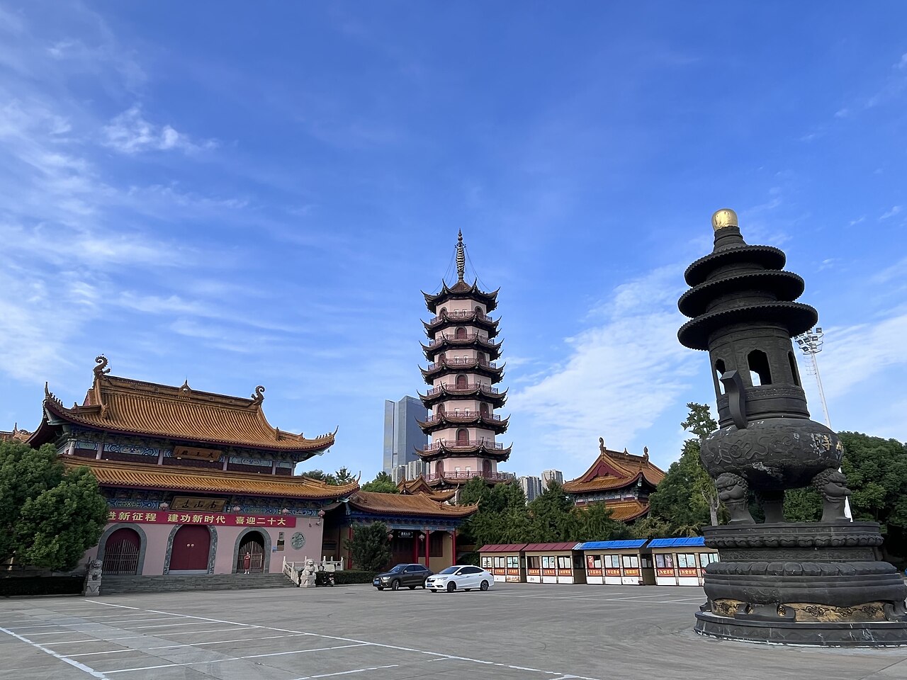 贵港