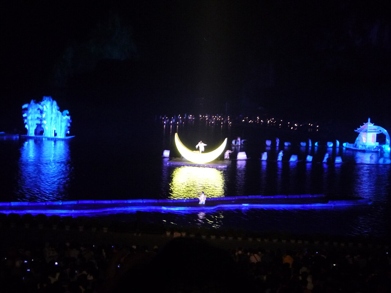Yizhou