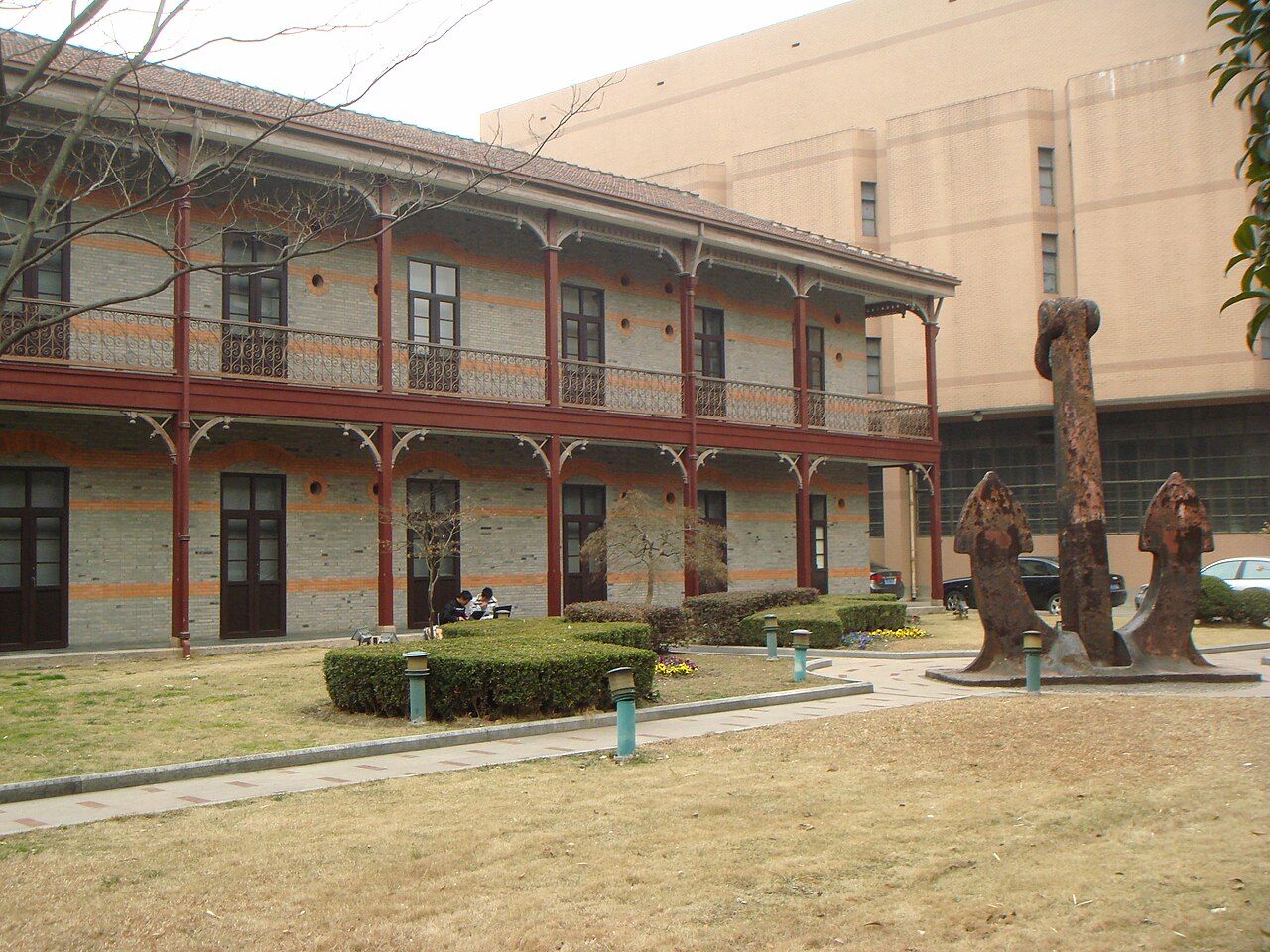 Shanghai Maritime University