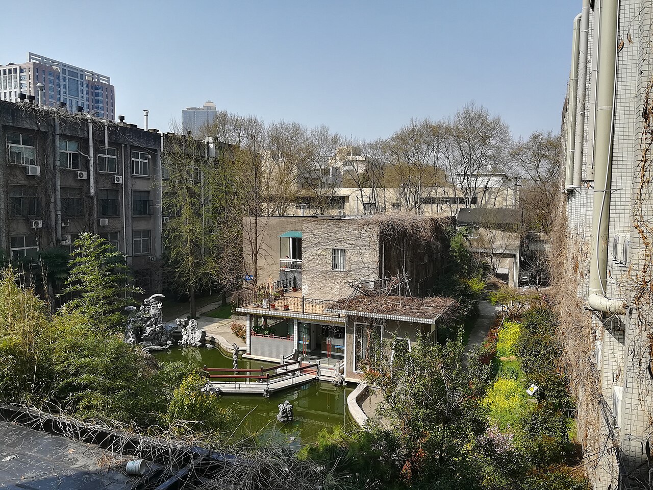 南京工业大学
