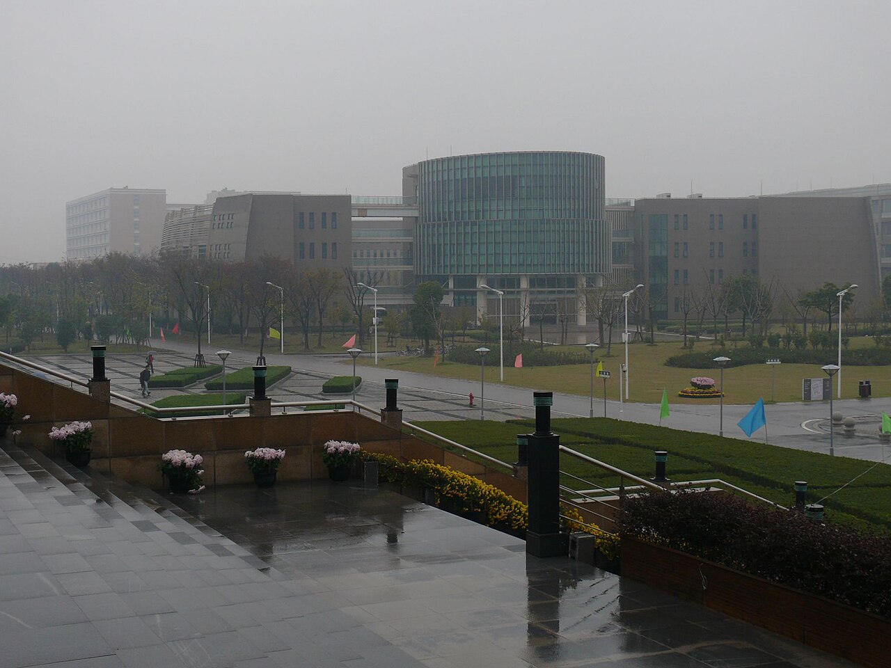 جامعة شنغهاي