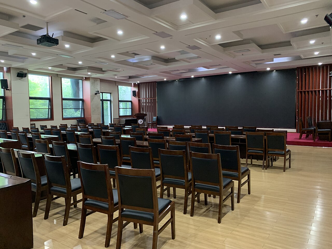 河南中医药大学