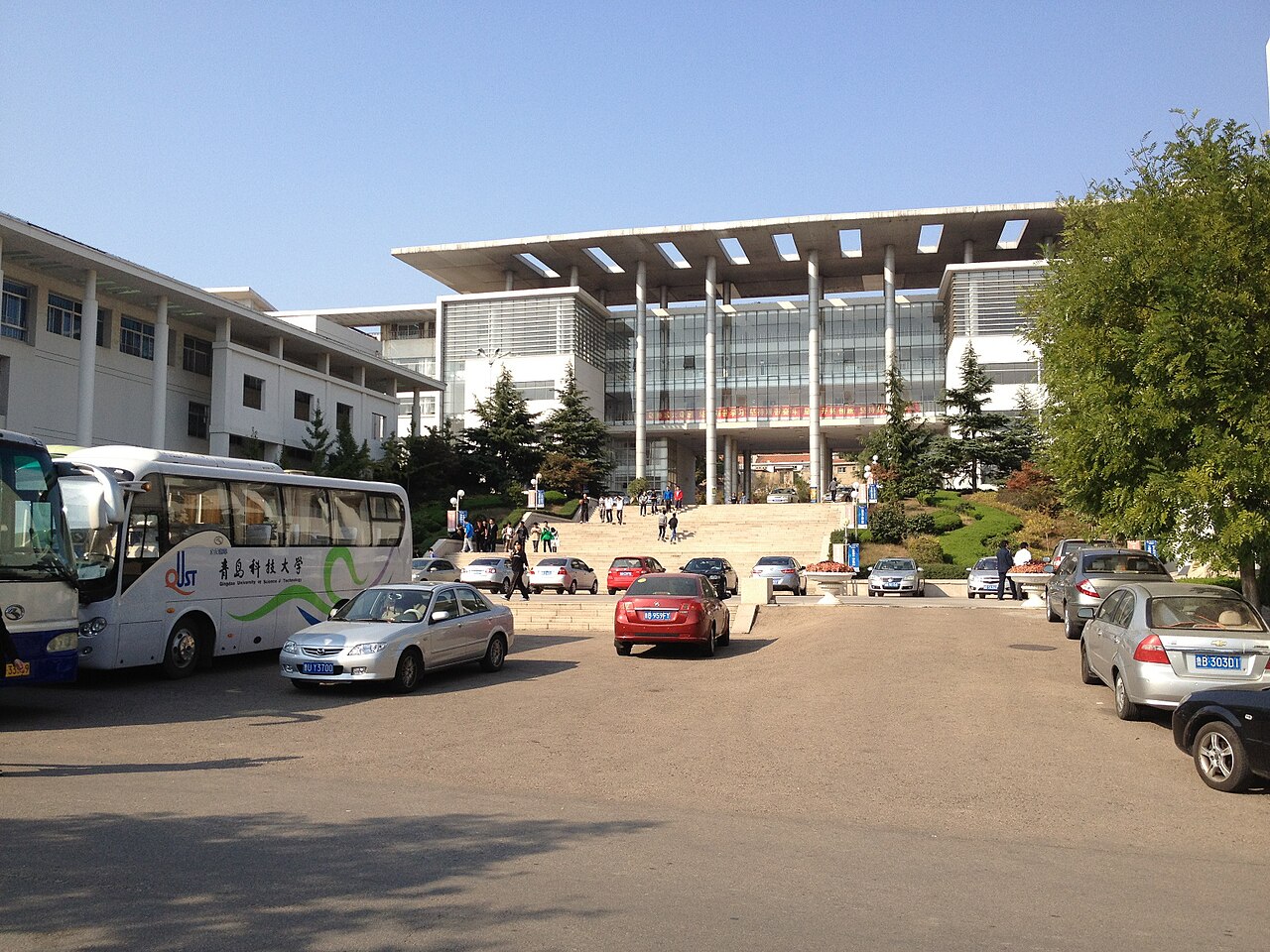 青岛理工大学
