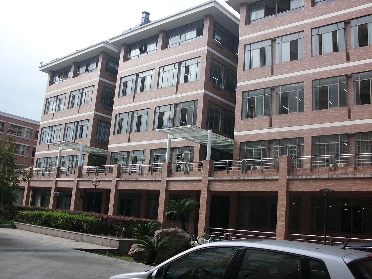 Zhejiang Sci-Tech University
