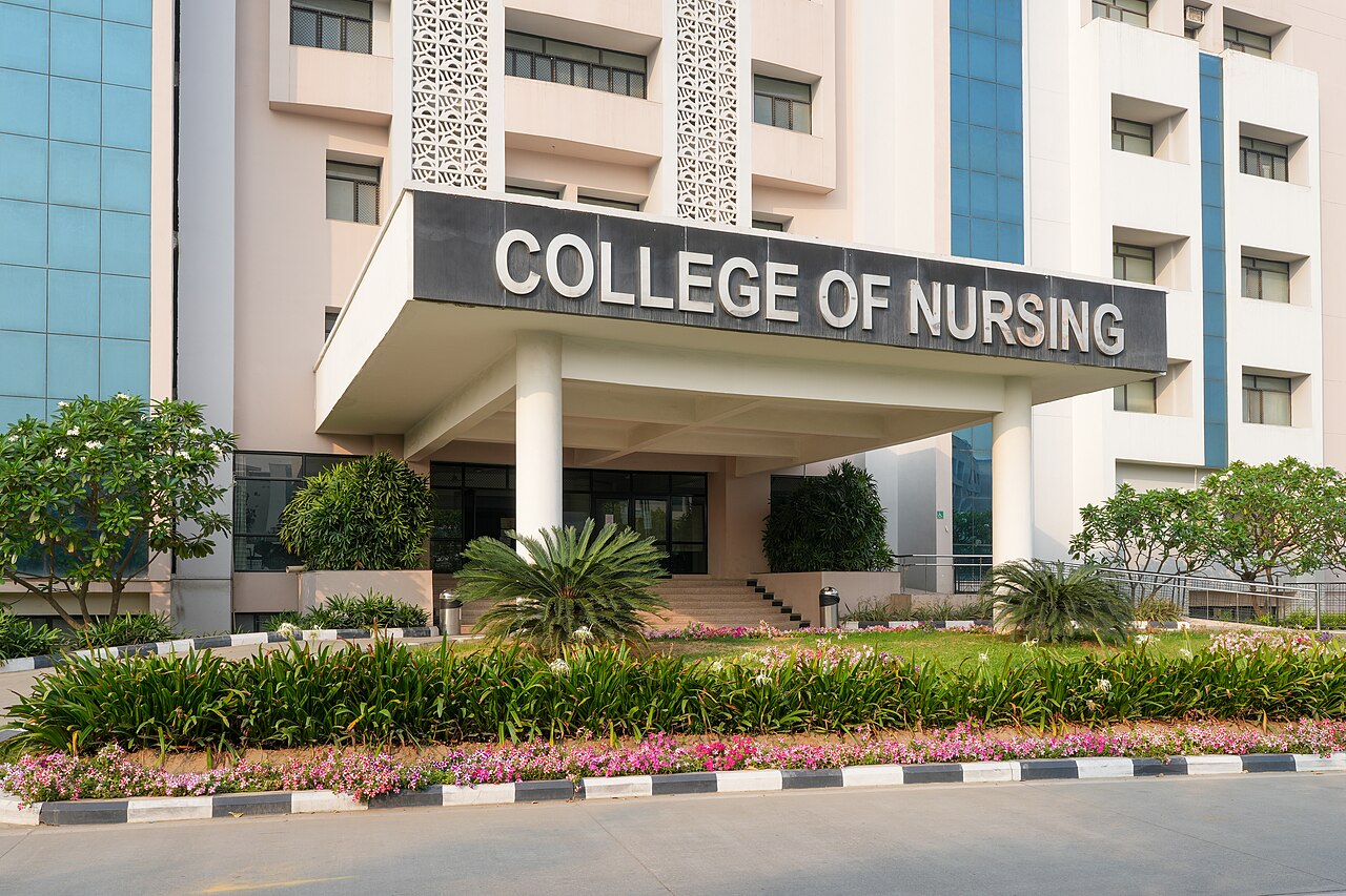 جامعة شاندونغ الطبية الأولى