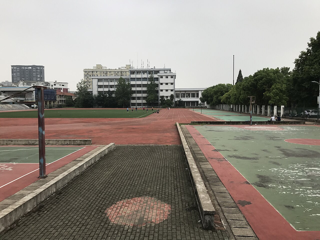 黄冈师范学院