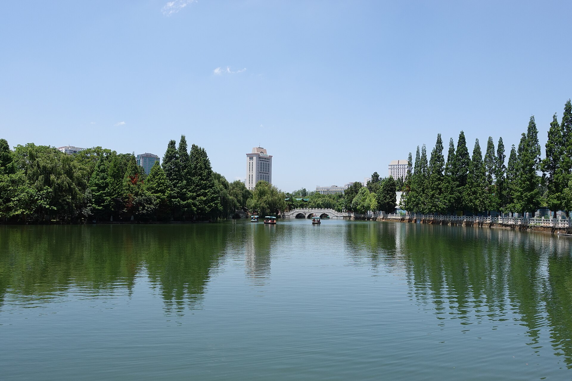 翠湖公园